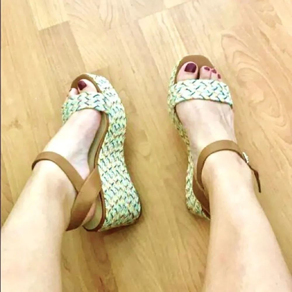 MIX NO. 6 CAMMIE WEDGE SANDAL in Color Cognac/Multi